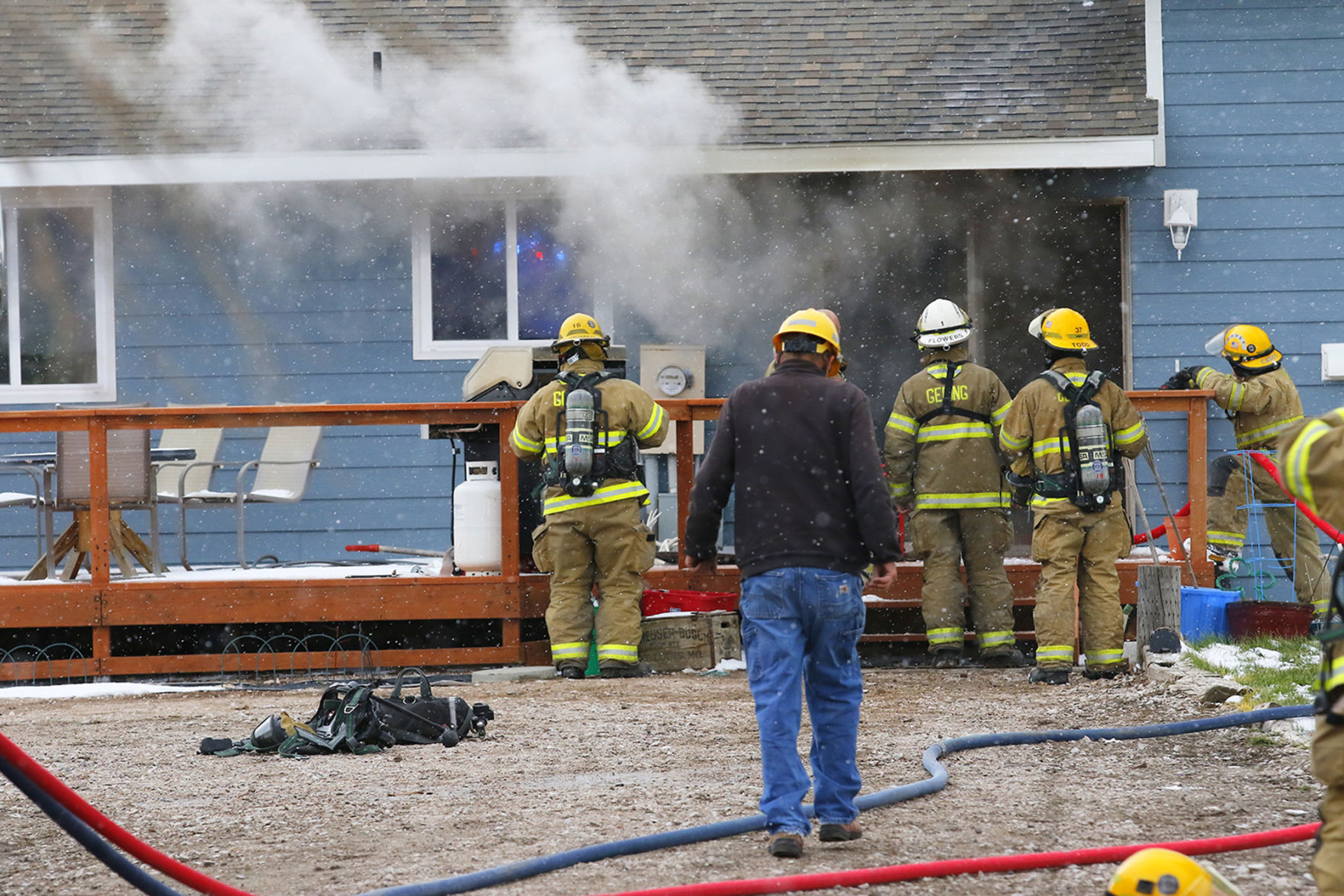 PHOTOS: Easter Fire